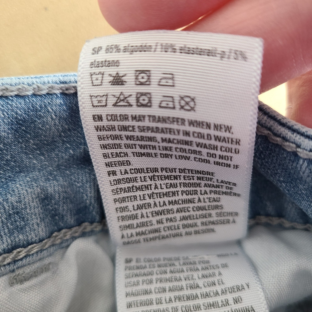 American Eagle Womens Jegging Jeans SZ‎ 6 Distressed 90s Grunge 360 Stretch - Picture 13 of 15